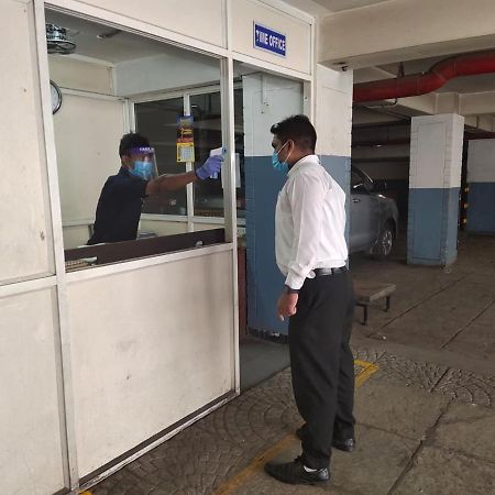 Hampshire Plaza Hotel Hyderabad Exterior foto