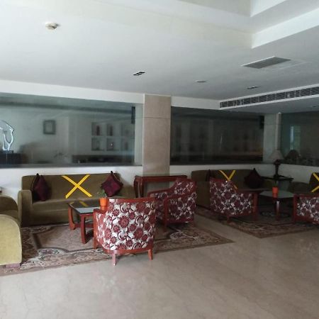 Hampshire Plaza Hotel Hyderabad Exterior foto