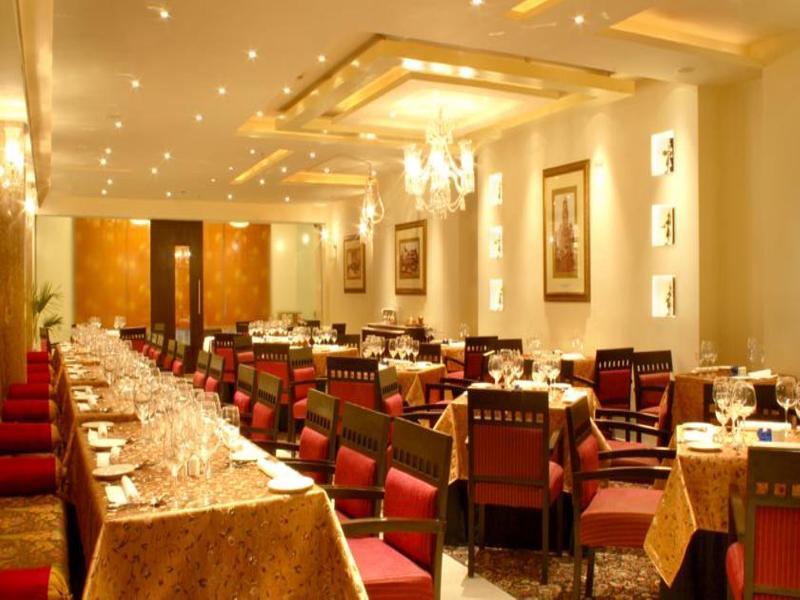 Hampshire Plaza Hotel Hyderabad Exterior foto